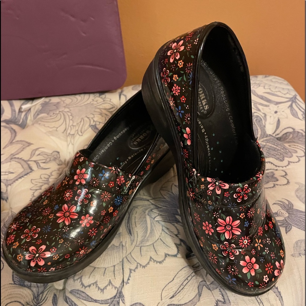 Easy Works by easy street shoe